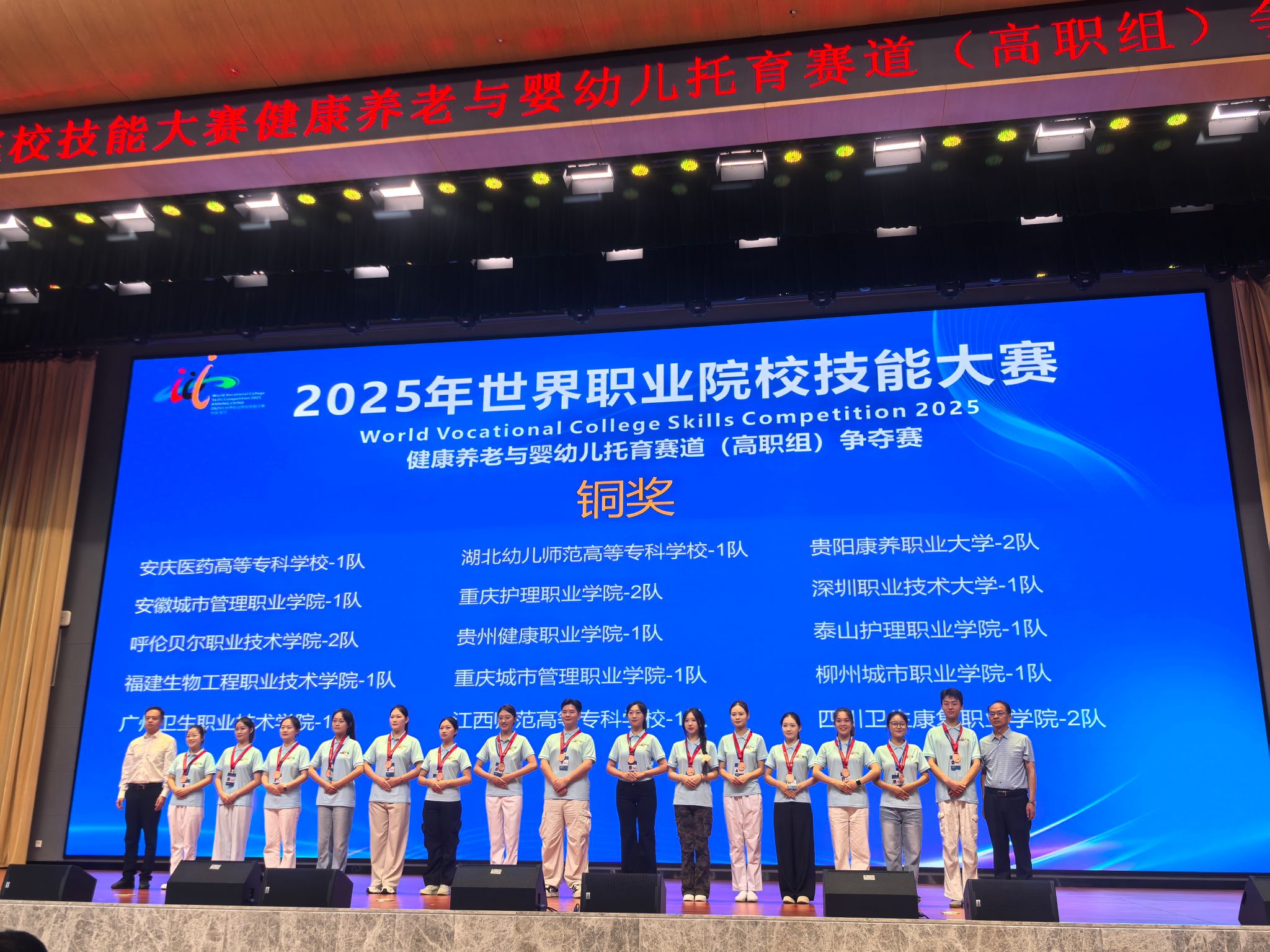 42D21F54AA2F6EC1A3350499570_29E4A66F_6B16B 42D21F54AA2F6EC1A3350499570_29E4A66F_6B16B